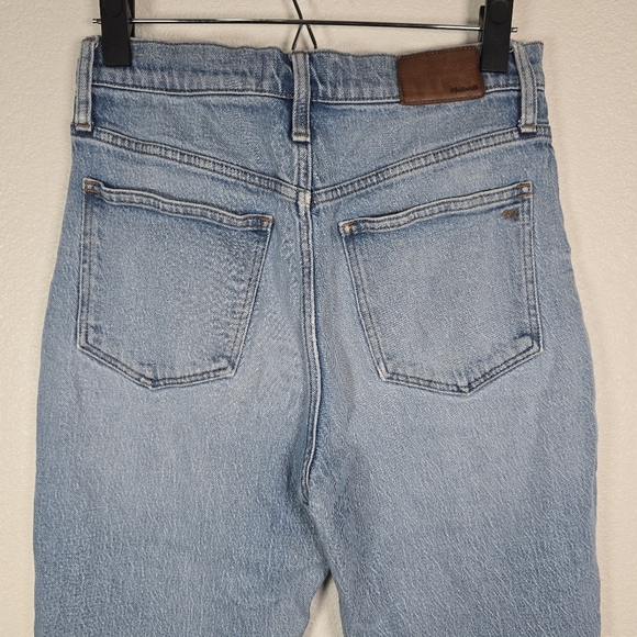 Madewell The High Rise Slim Boyjean in Neal Wash: Tencel Denim Edition Size 25 - Picture 7 of 10